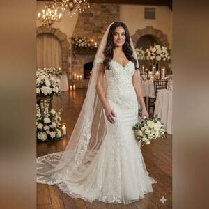 NWOT Size 12 Sophia Tolli Loraina Ivory Fit & Flare Wedding Gown